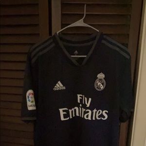 Real Madrid black jersey La liga emblem